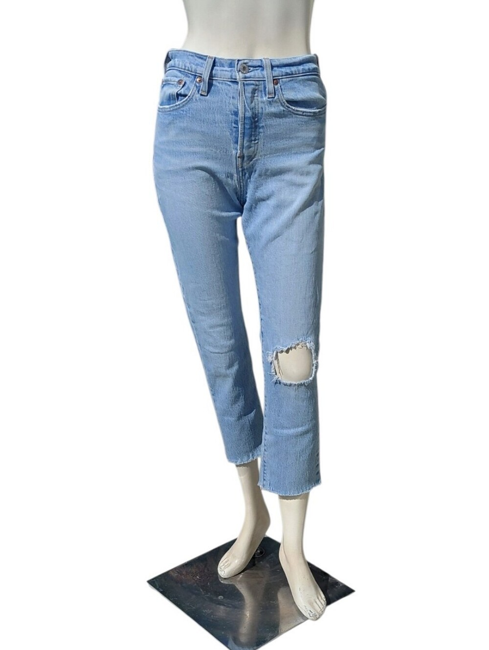91826N Levi's Wedgie Straight Leg W24" 23 1/2" Inseam 10" Rise